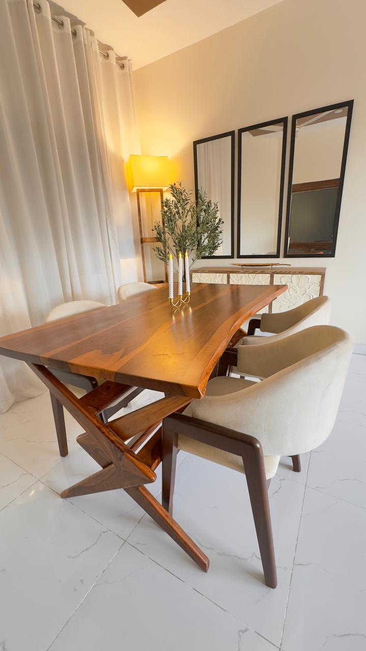 Nova Dining Table