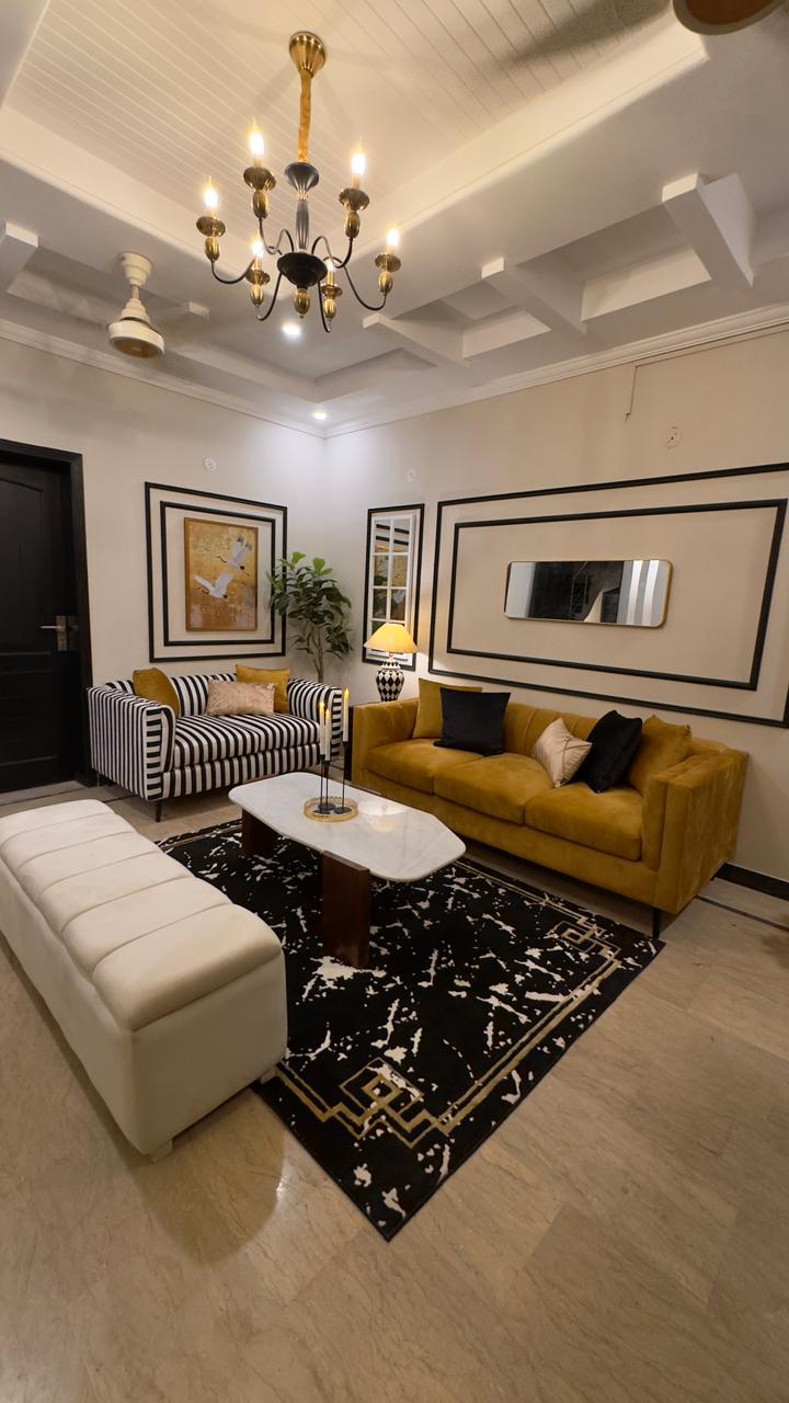 Luxe Tufted Ottoman